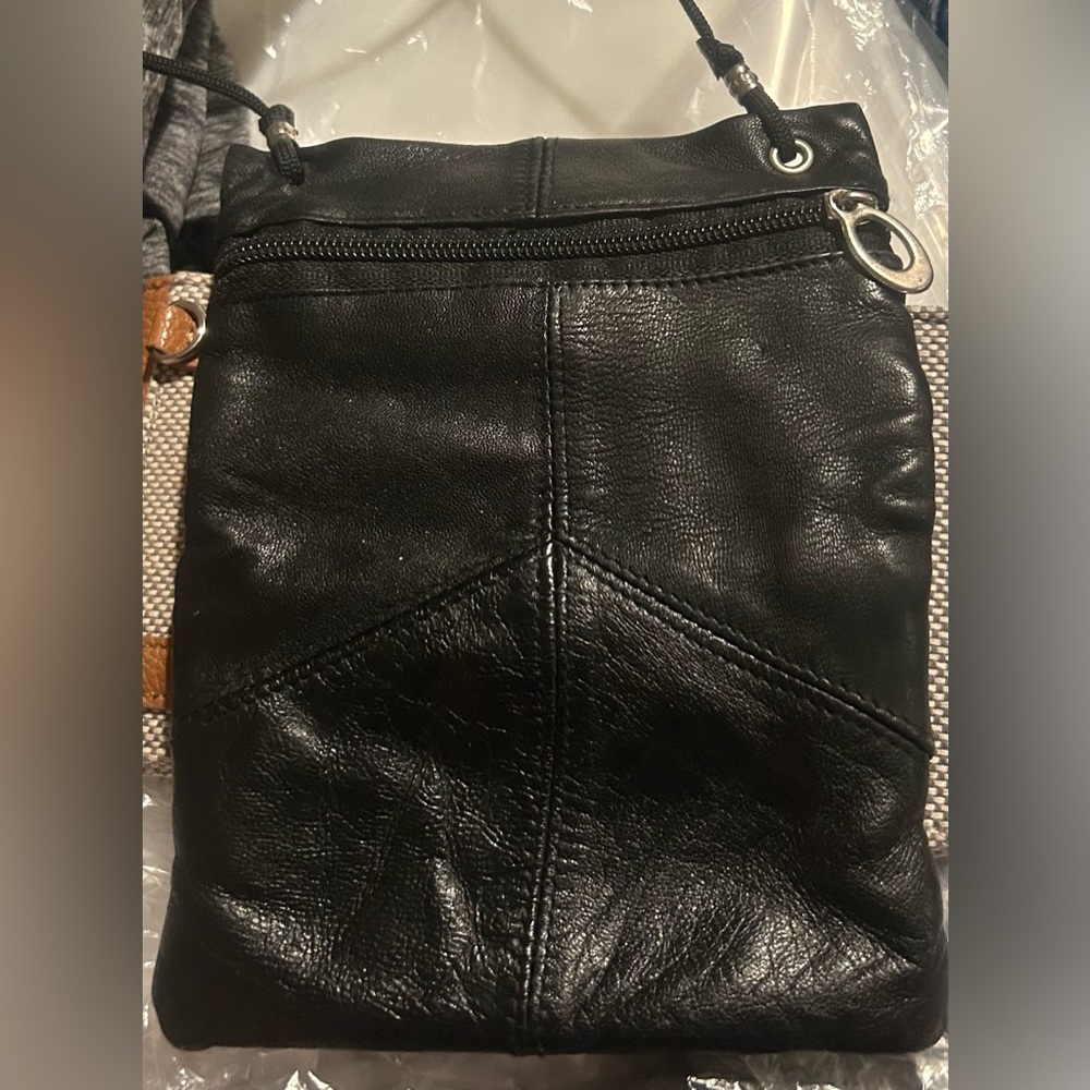 Black Soft Leather Crossbody Bag With Adjustable Strap - Picture 2 of 4